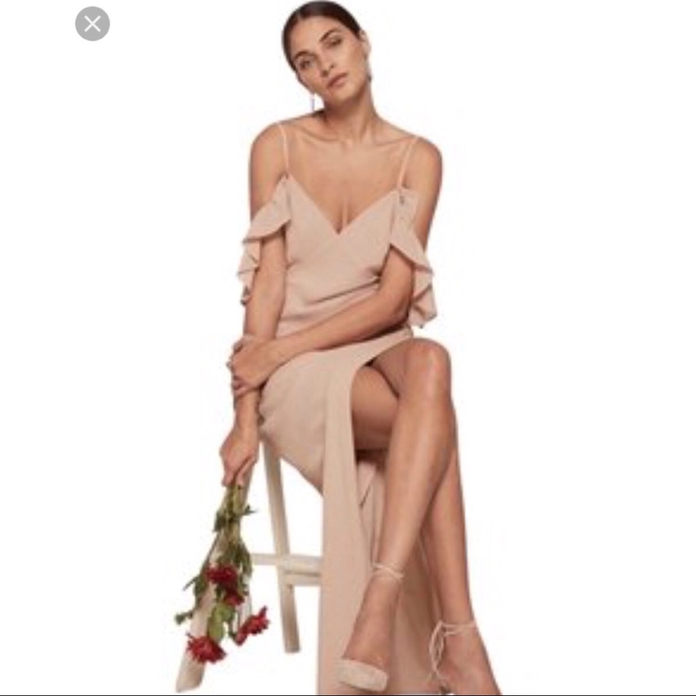 NWT Reformation Ferrara dress in champagne sz2